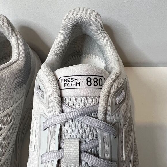 New Balance Fresh Foam X 880v14 Sneakers Shoes Womens 12 W White No Insoles NEW - Picture 5 of 9